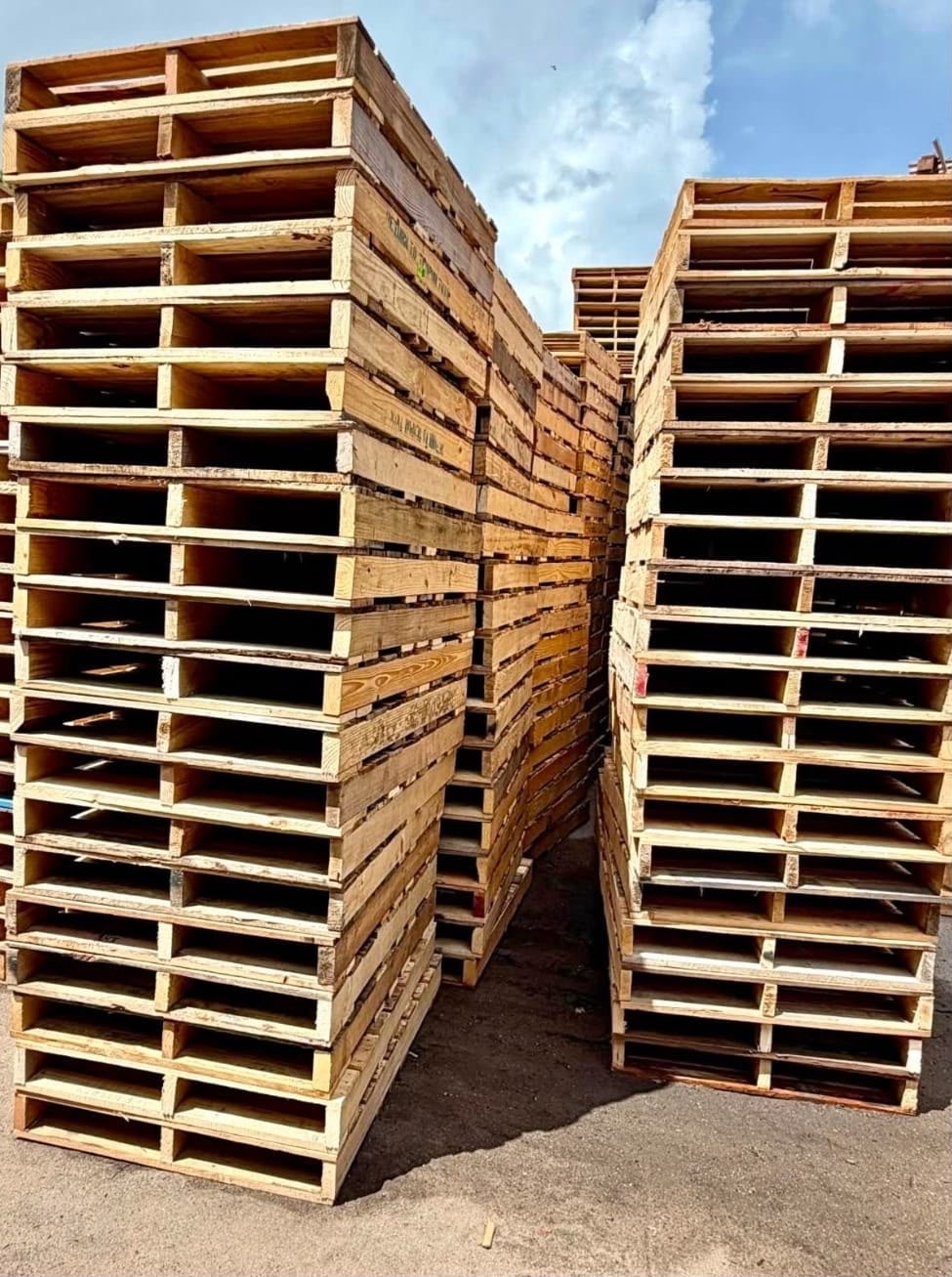 Lucas R&G INC pallet work 3
